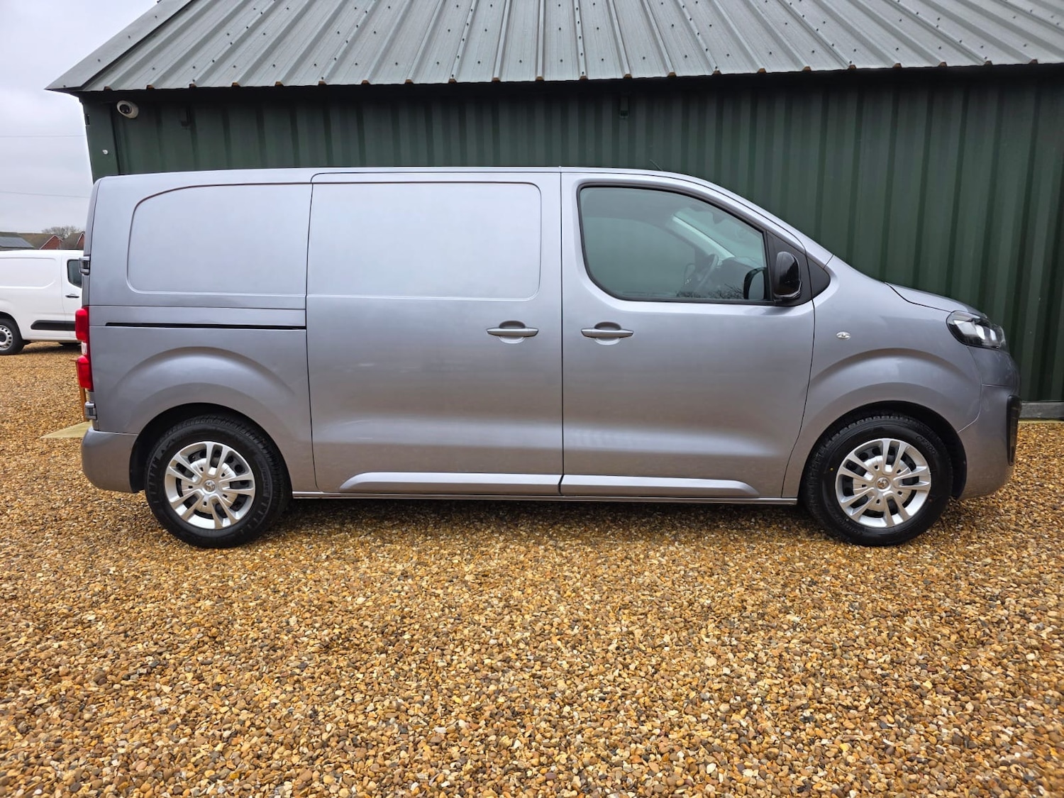 Used Vauxhall Vivaro 2022 for sale - 77365155: Photo 8