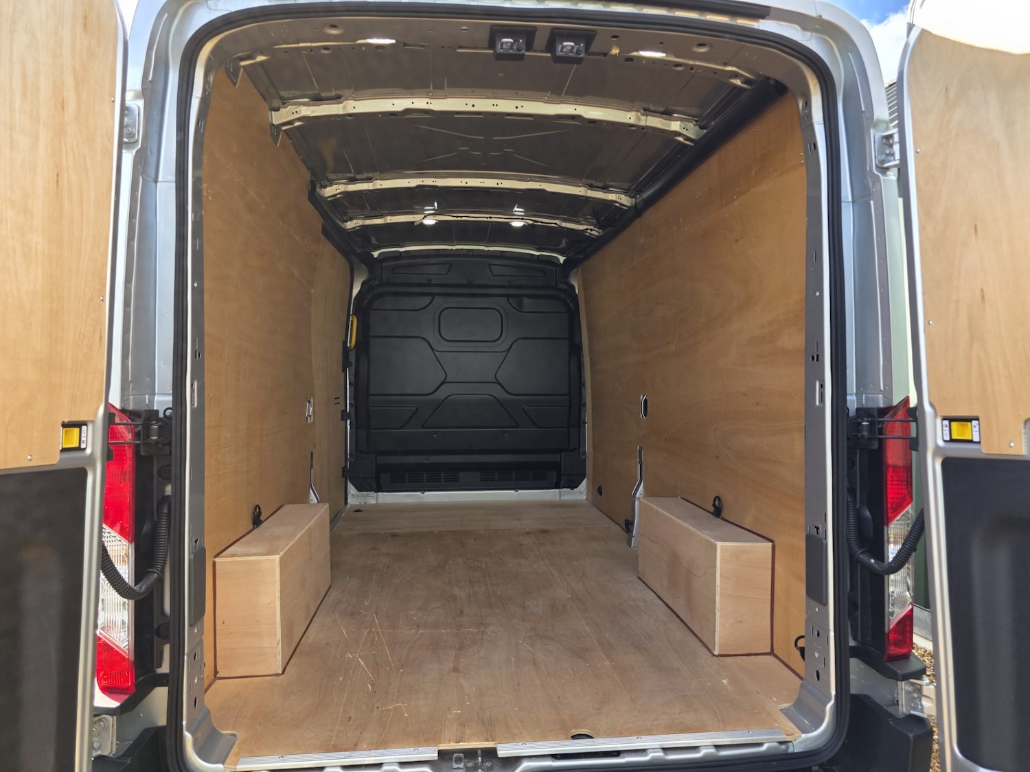 Used Ford Transit 2024 for sale - 77945818: Photo 8