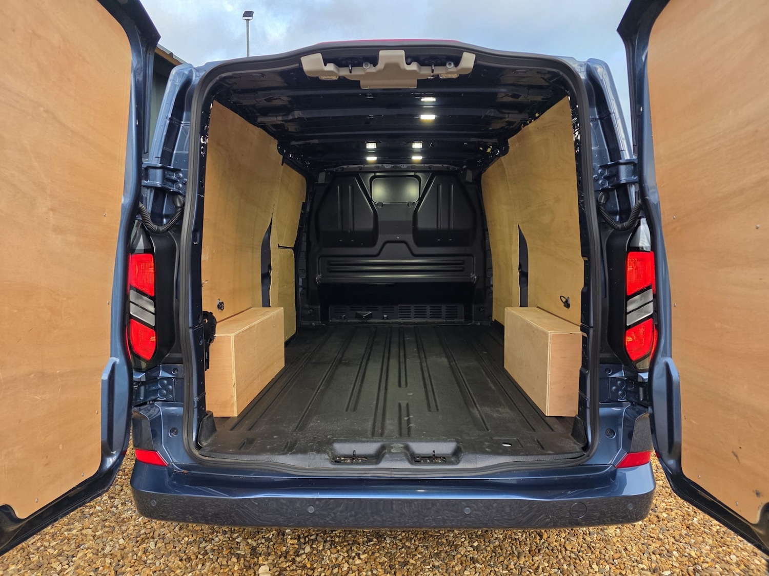 Used Ford Transit Custom 2024 for sale - 76625750: Photo 8