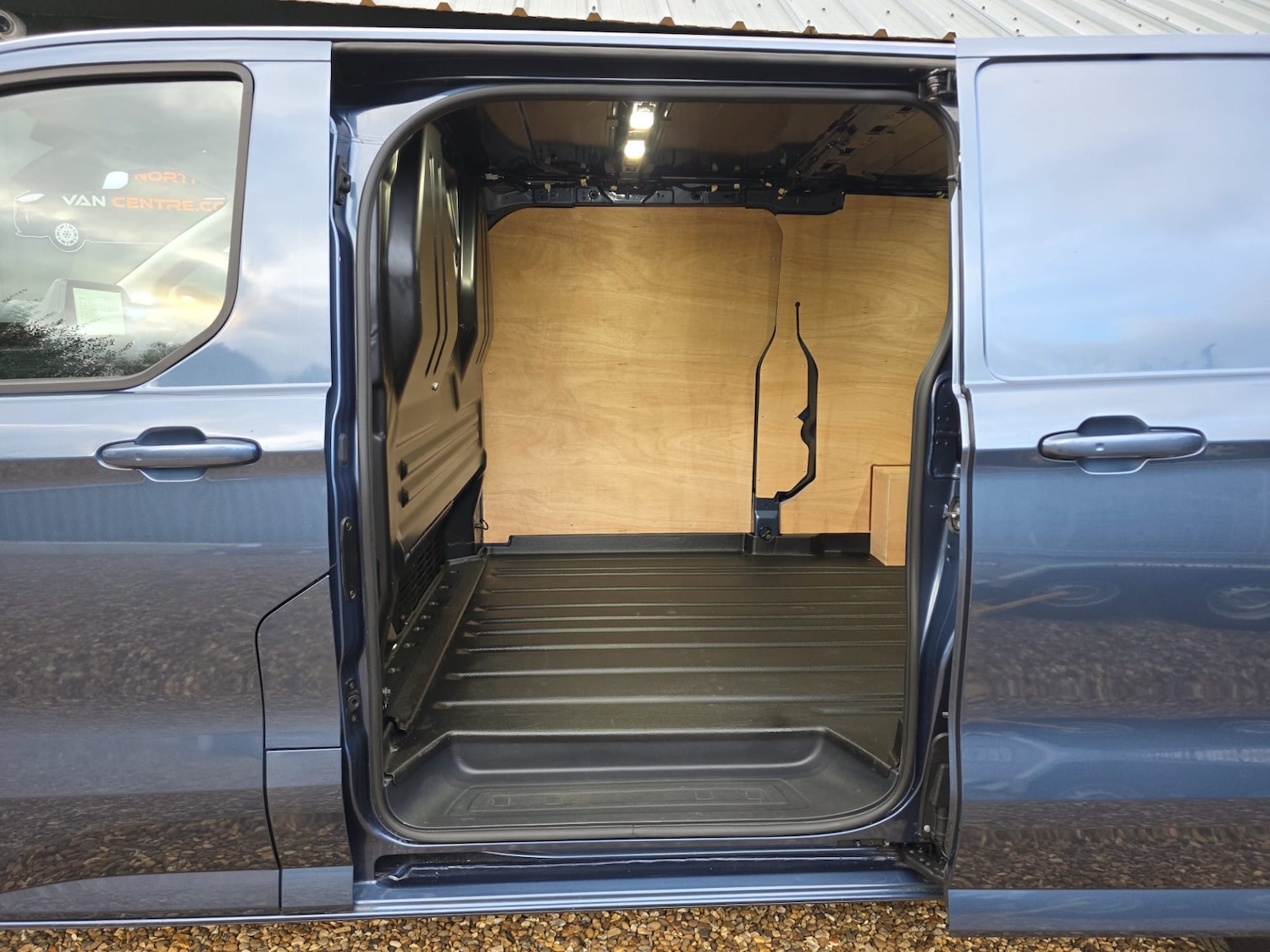 Used Ford Transit Custom 2024 for sale - 76625750: Photo 9