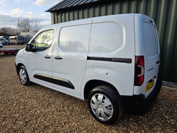 Used Peugeot Partner 2023 for sale - 77651494: Photo