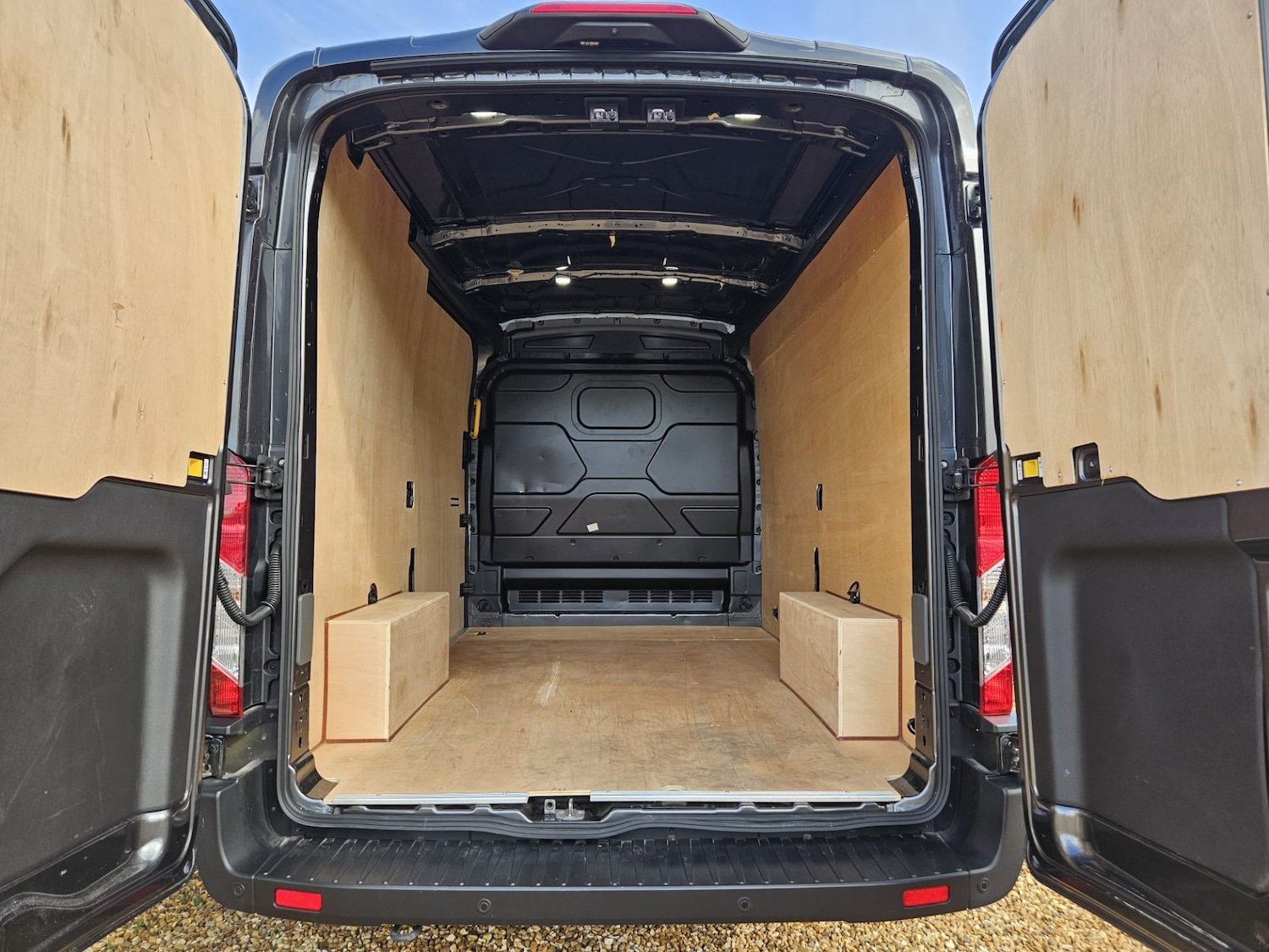 Used Ford Transit 2024 for sale - 75920441: Photo 9