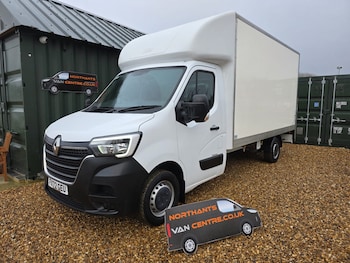 Renault Master feature image
