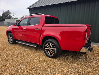 Used Mercedes-Benz X Class 2019 for sale - 79558647: Photo