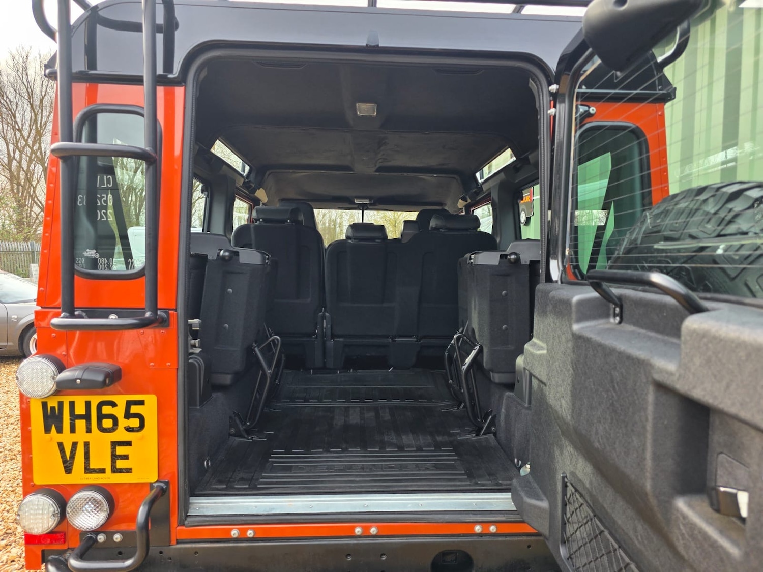 Used Land Rover Defender 2016 for sale - 77568436: Photo 11