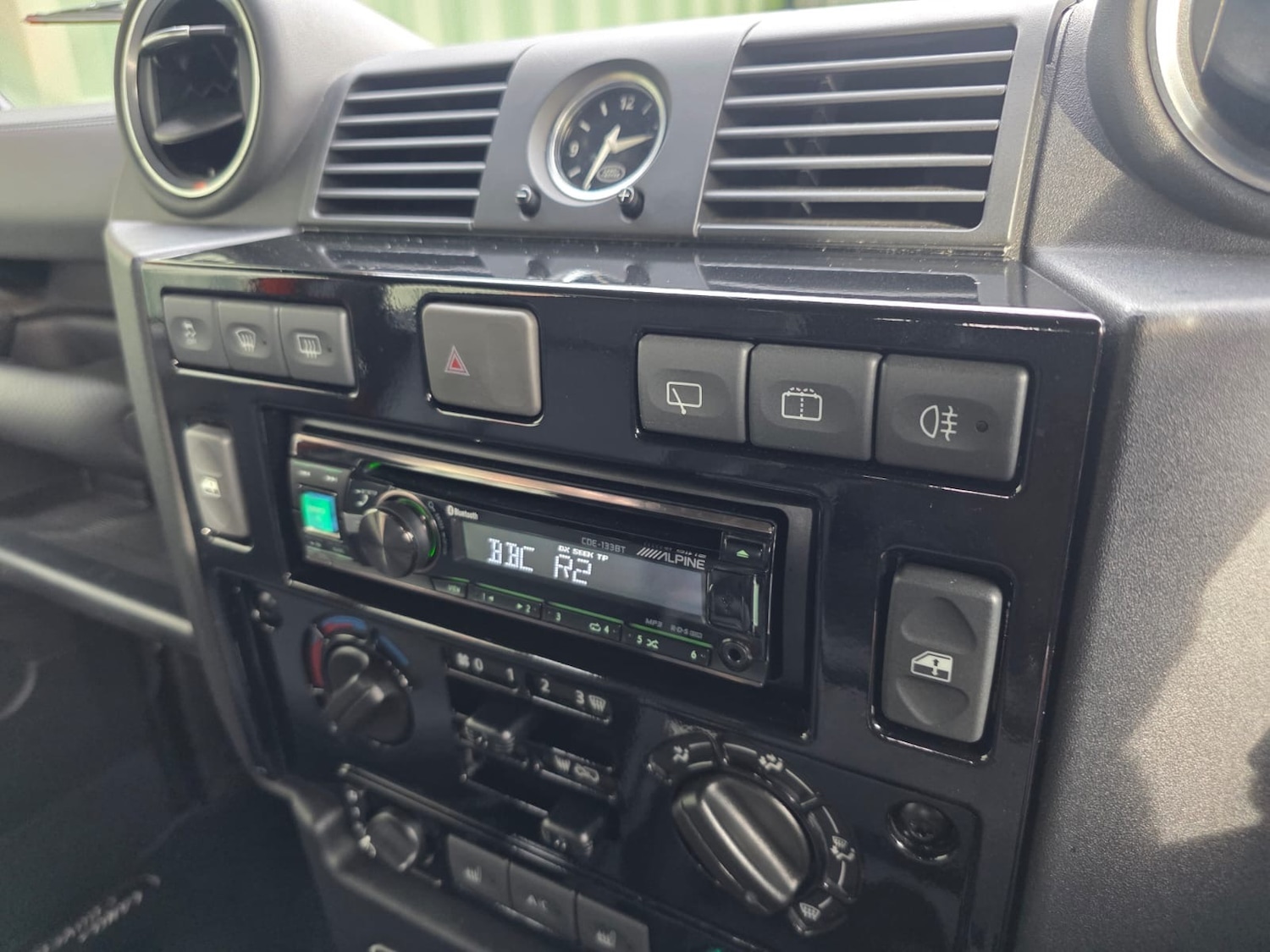 Used Land Rover Defender 2016 for sale - 77568436: Photo 19