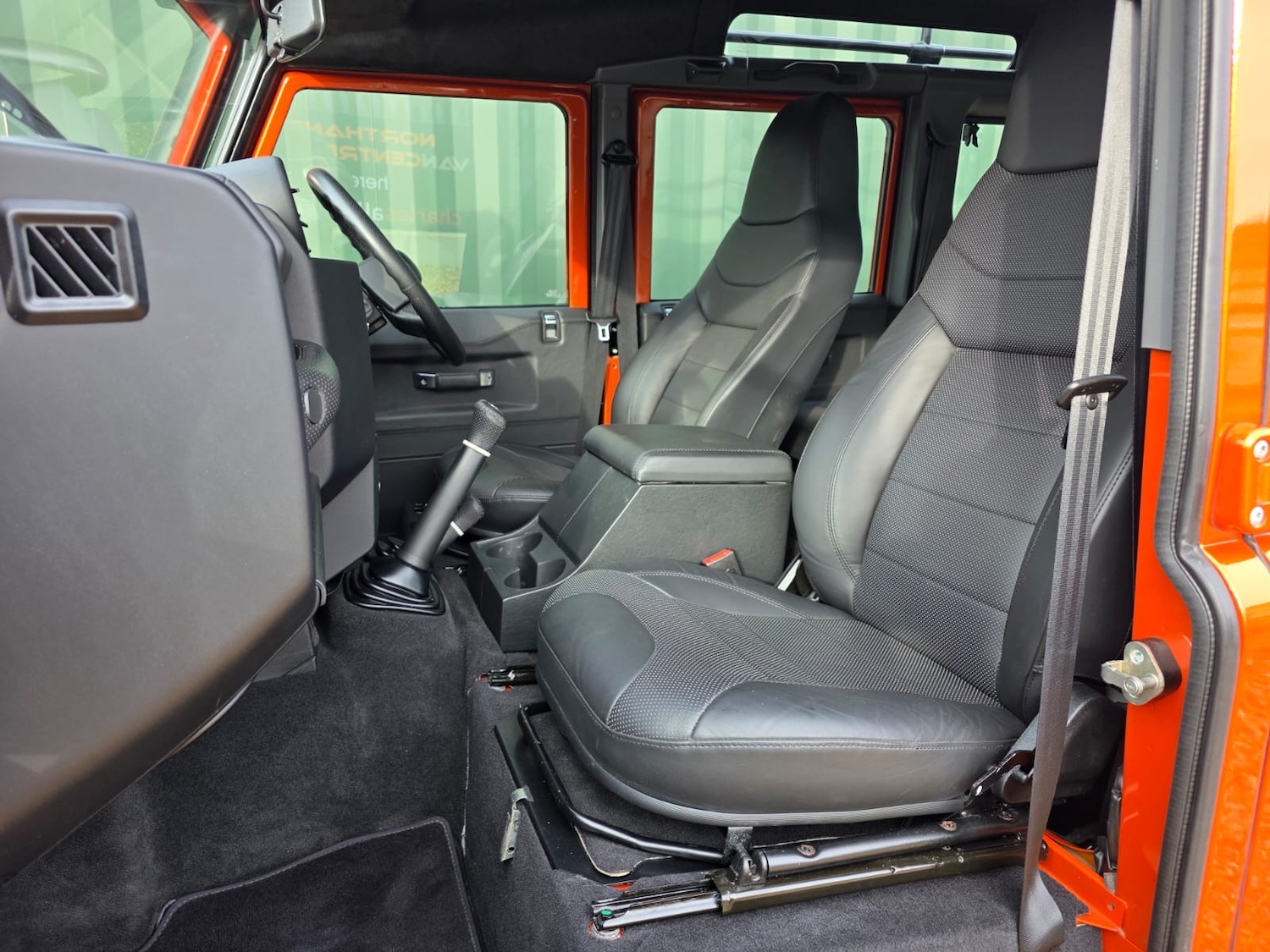 Used Land Rover Defender 2016 for sale - 77568436: Photo 23