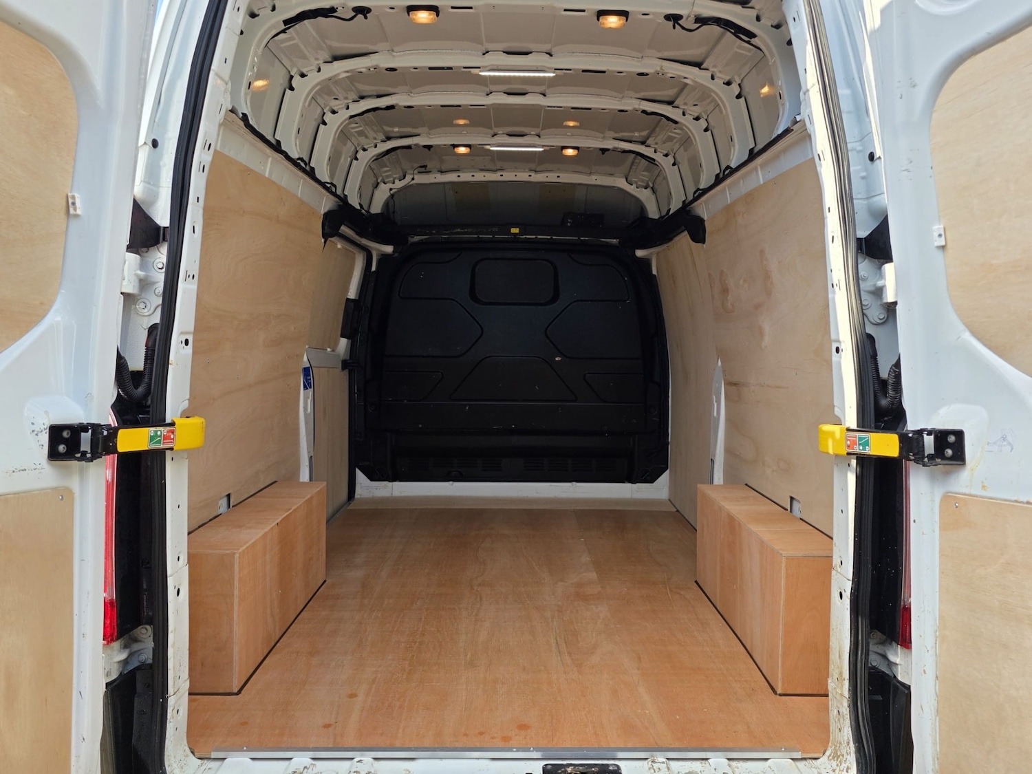 Used Ford Transit Custom 2020 for sale - 76531100: Photo 9