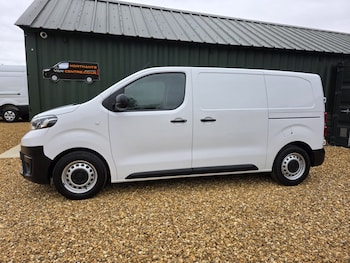 Used Toyota ProAce 2023 for sale - 76220512: Photo