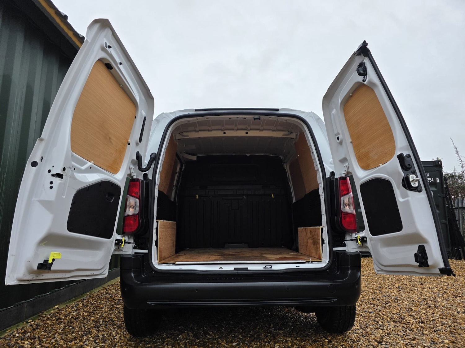 Used Peugeot Partner 2023 for sale - 77207245: Photo 9