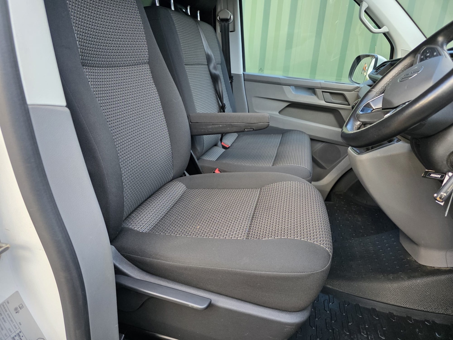 Used Volkswagen Transporter 2024 for sale - 76612195: Photo 17