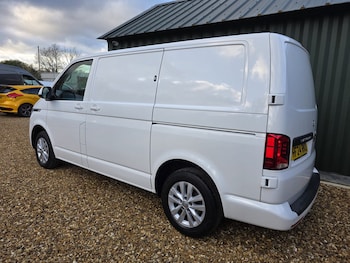 Used Volkswagen Transporter 2024 for sale - 76612195: Photo