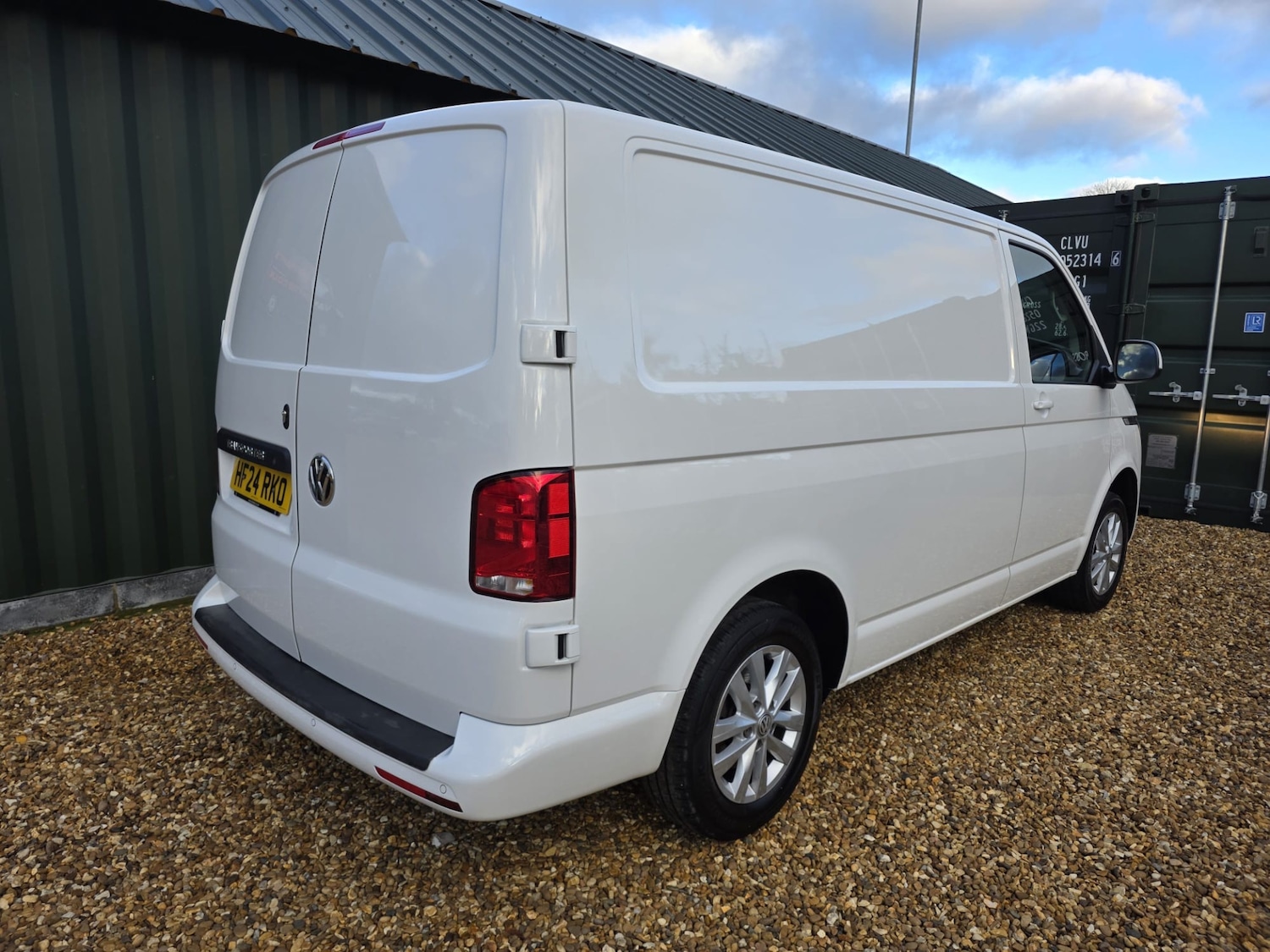 Used Volkswagen Transporter 2024 for sale - 76612195: Photo 6