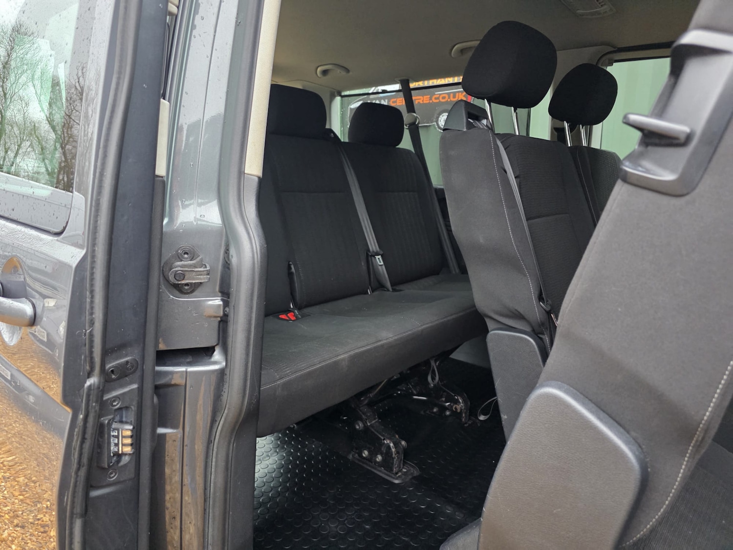 Used Volkswagen Transporter Shuttle 2017 for sale - 76626674: Photo 13