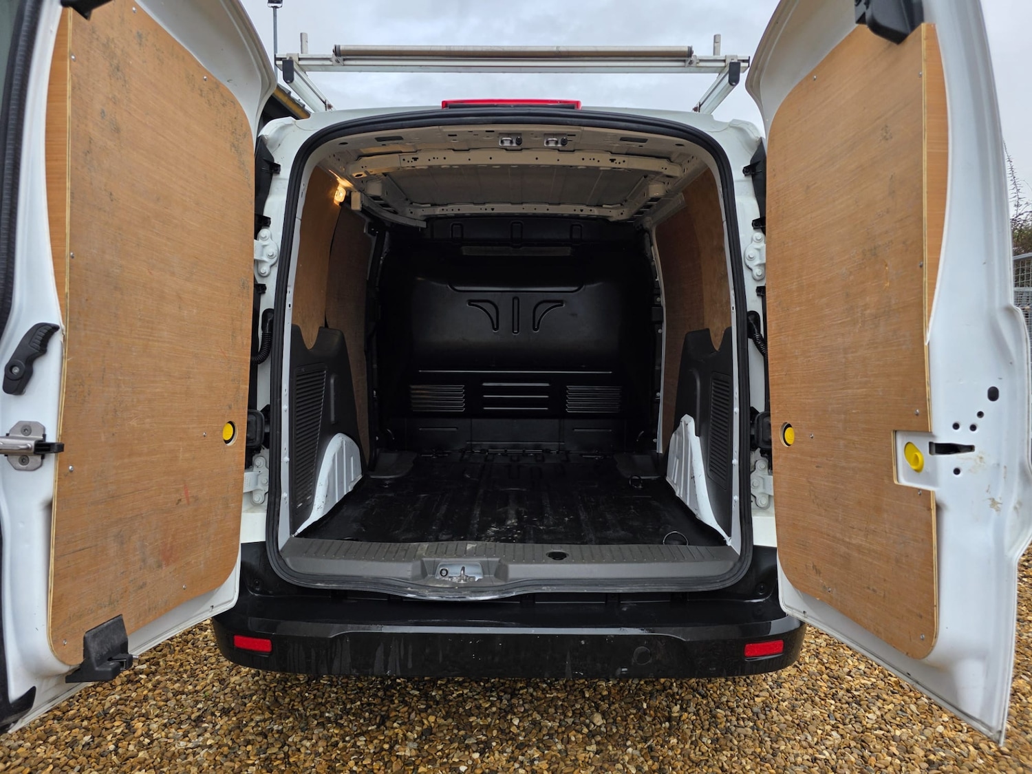 Used Ford Transit Connect 2023 for sale - 76946745: Photo 9