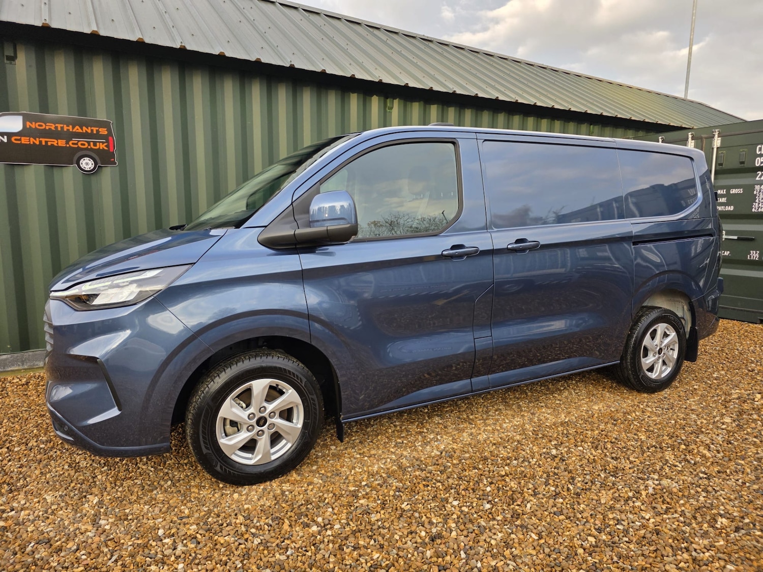 Used Ford Transit Custom 2024 for sale - 76490849: Photo 2