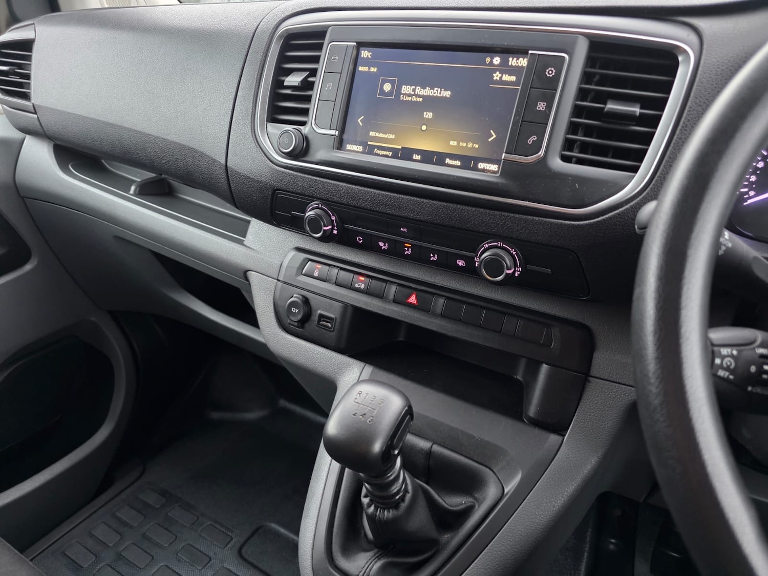 Used Vauxhall Vivaro 2022 for sale - 77492738: Photo 10