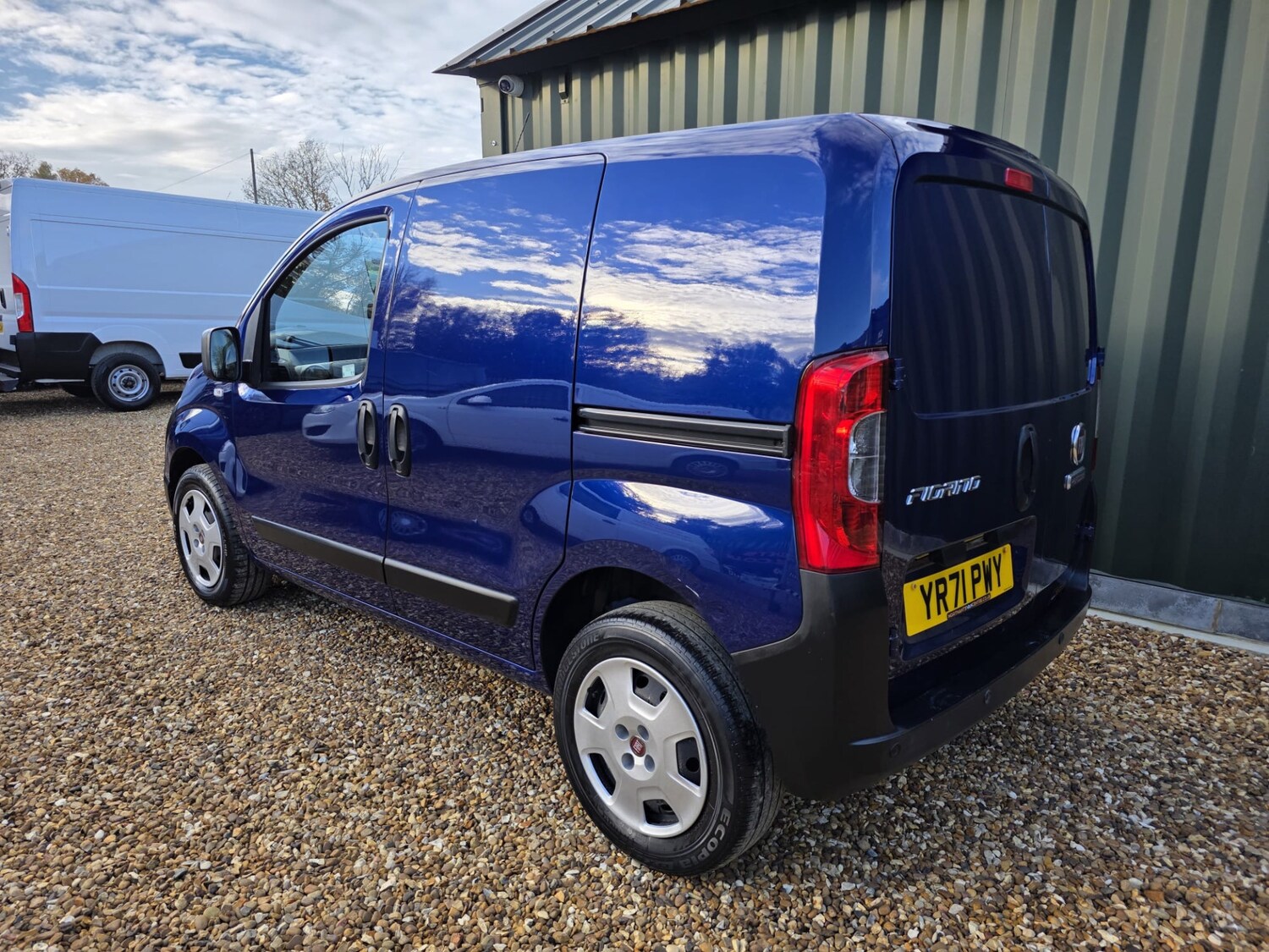 Used Fiat Fiorino 2021 for sale - 76402740: Photo 3