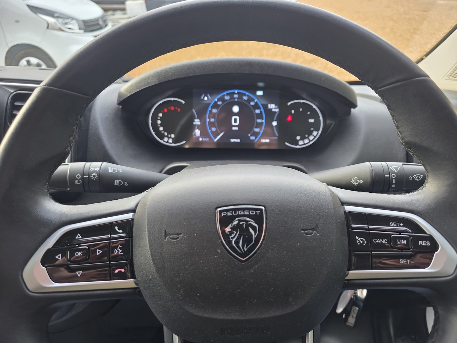 Used Peugeot Boxer 2025 for sale - 77149717: Photo 12