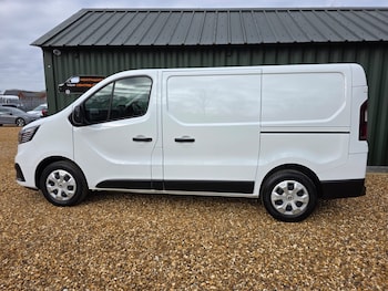 Used Renault Trafic 2023 for sale - 77715800: Photo