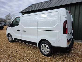 Used Renault Trafic 2023 for sale - 77715800: Photo