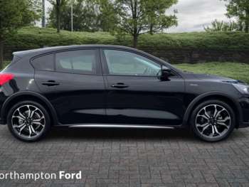 Used Ford Focus 2022 for sale - 74201679: Photo