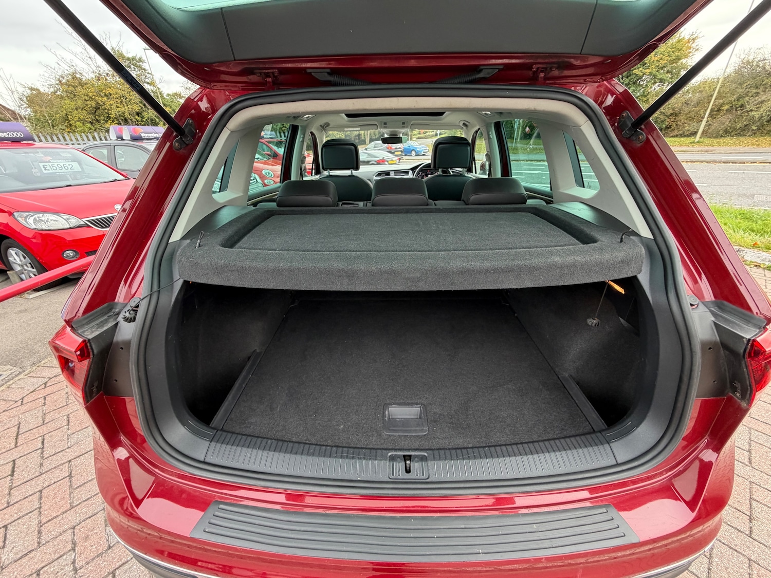 Used Volkswagen Tiguan 2018 for sale - 76416490: Photo 14