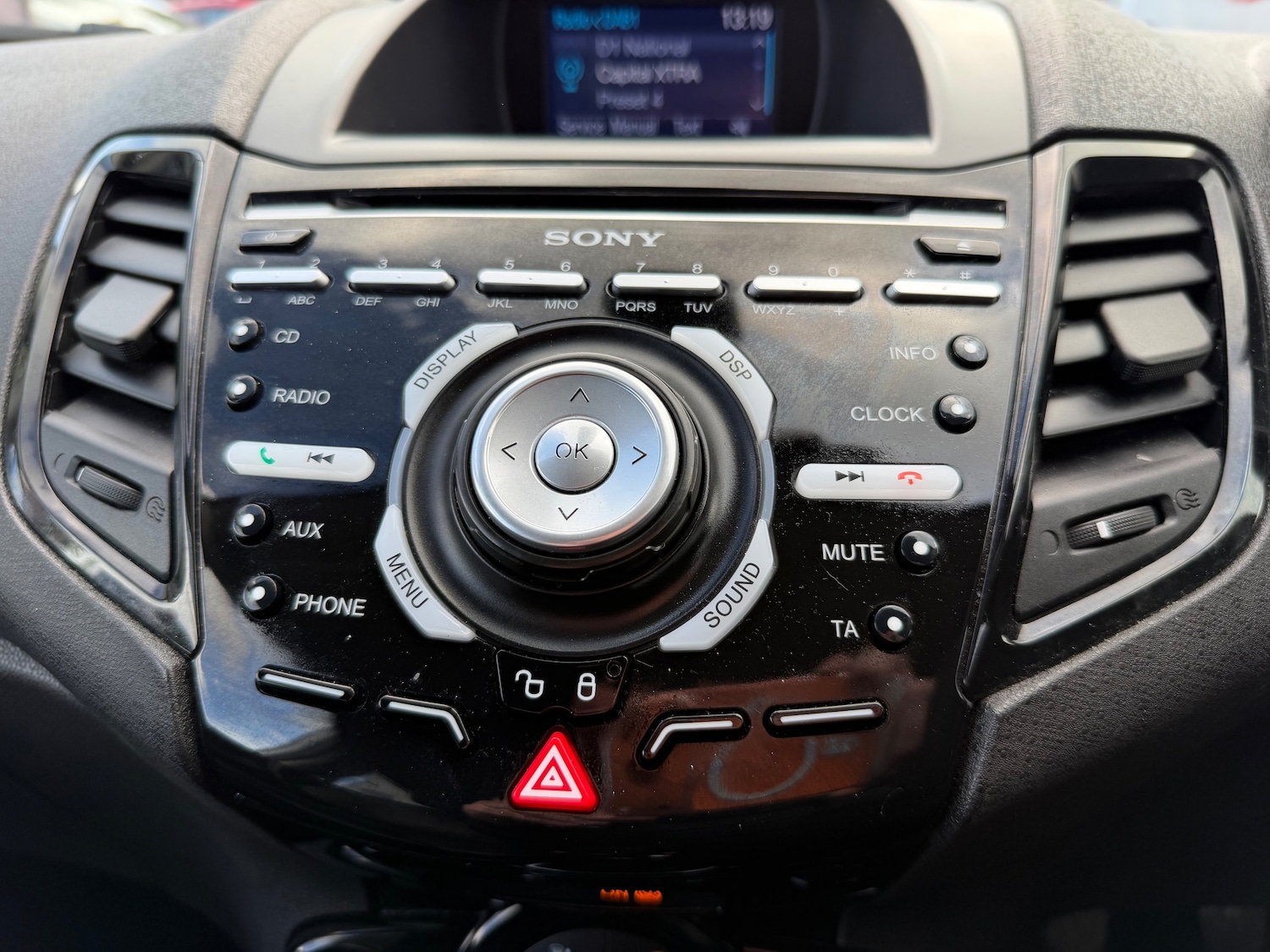 Used Ford Fiesta 2014 for sale - 76334587: Photo 23