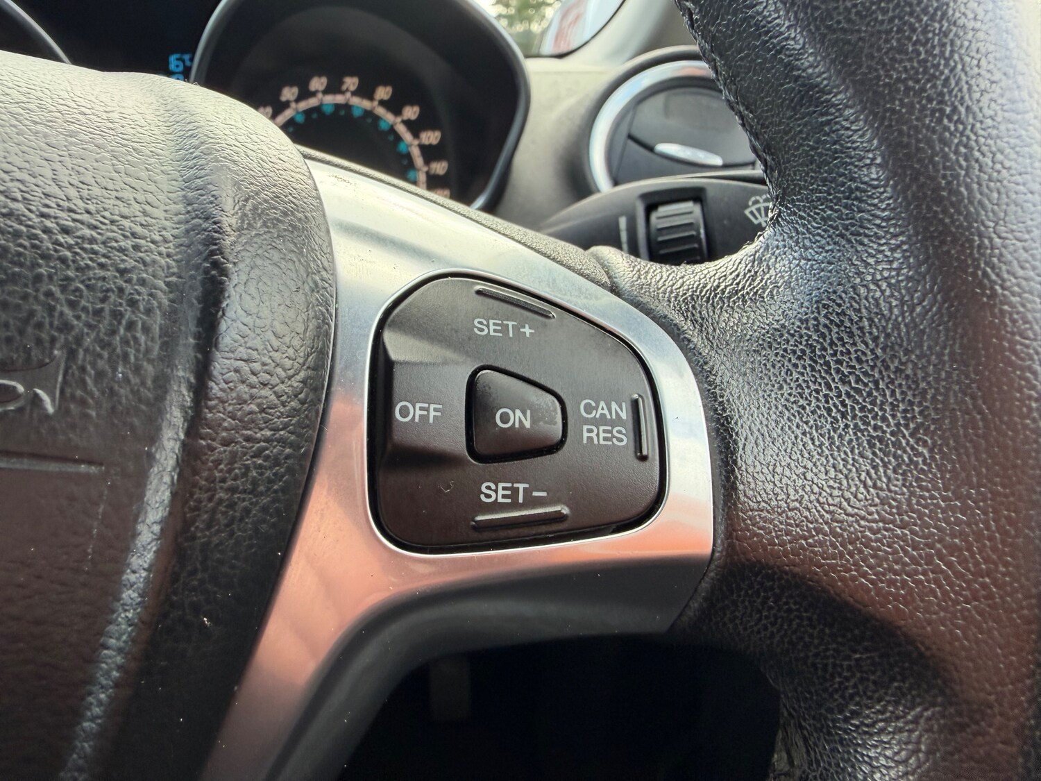 Used Ford Fiesta 2014 for sale - 76334587: Photo 25