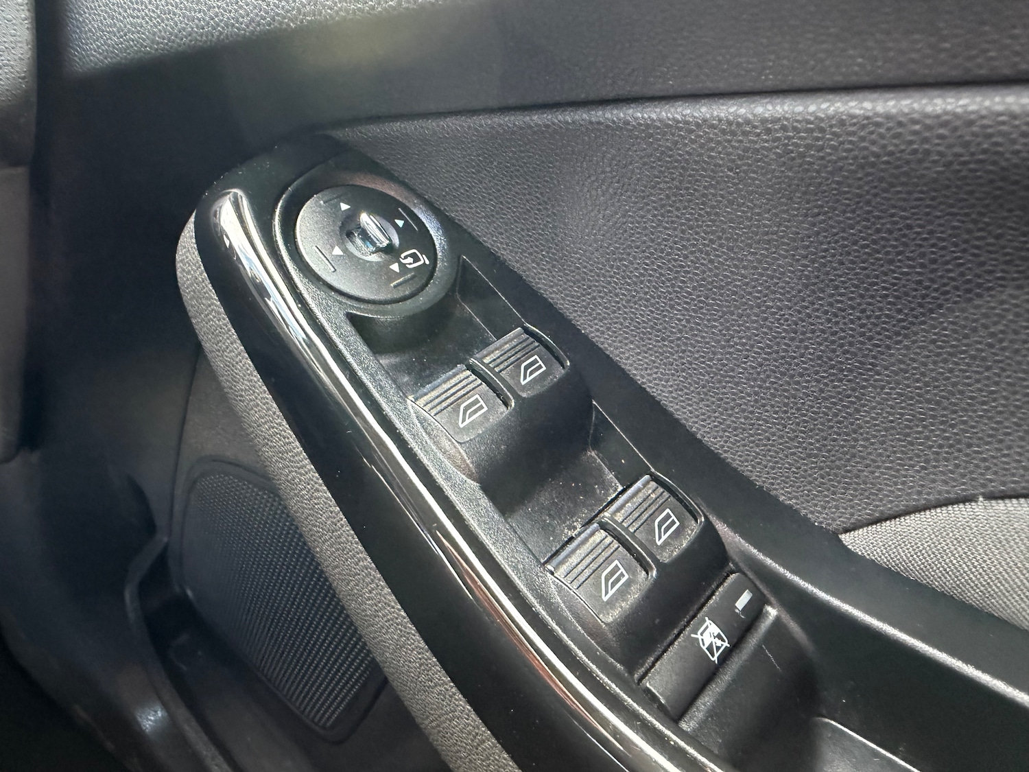 Used Ford Fiesta 2014 for sale - 76334587: Photo 26