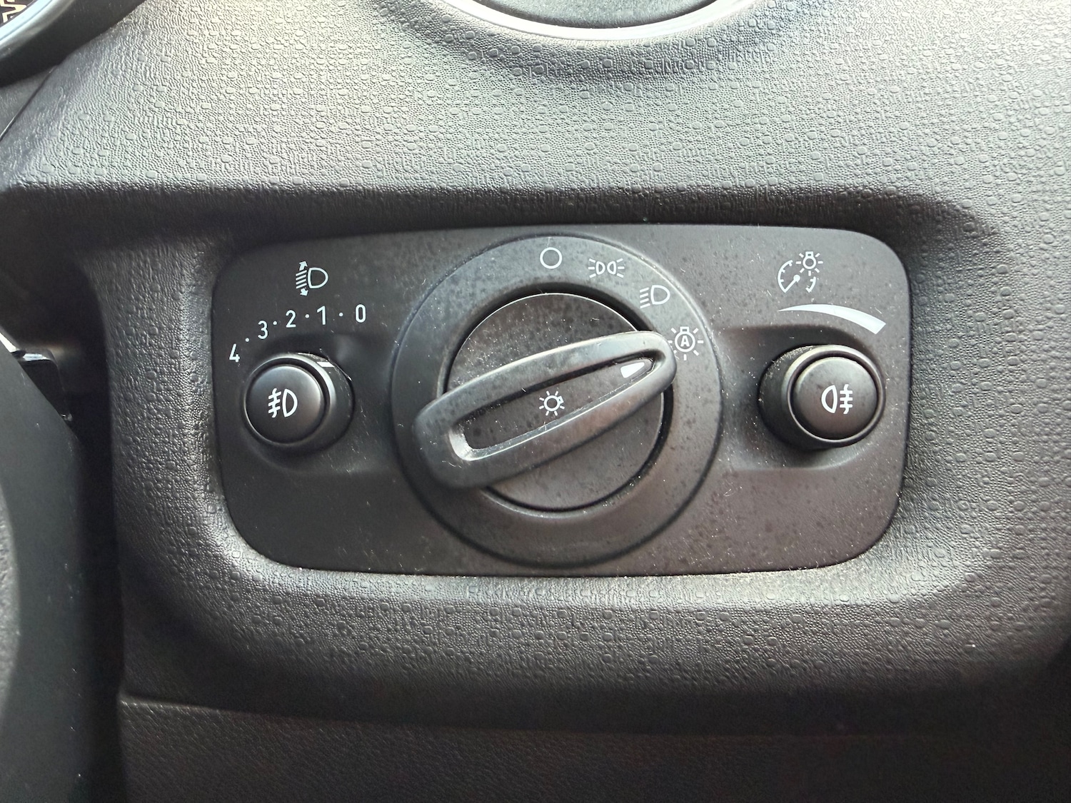 Used Ford Fiesta 2014 for sale - 76334587: Photo 28