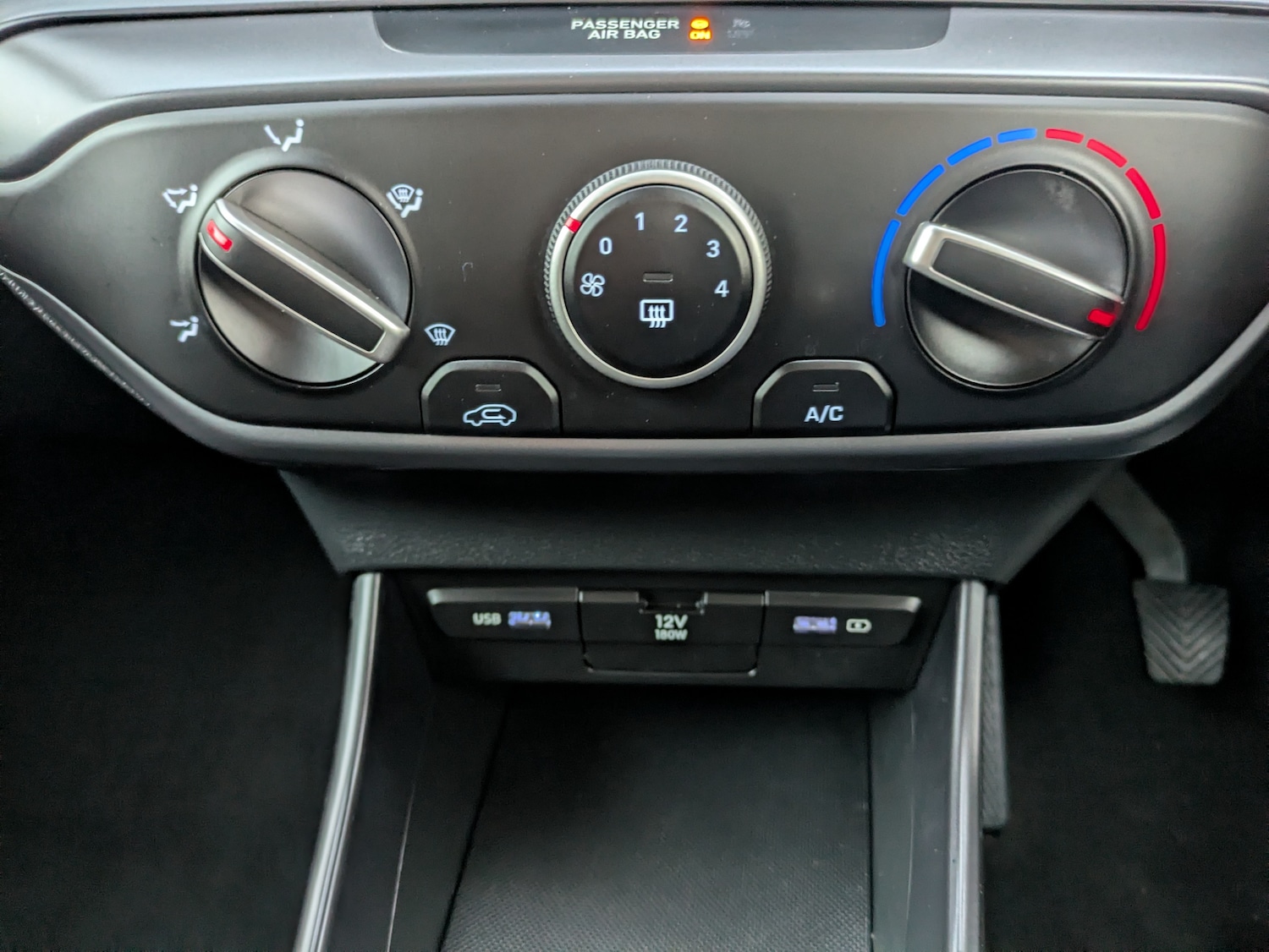 Used Hyundai i20 2022 for sale - 76604290: Photo 15