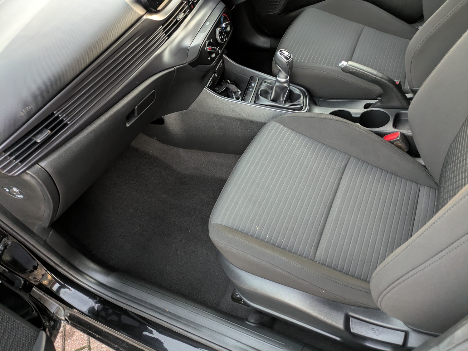 Used Hyundai i20 2022 for sale - 76604290: Photo 25