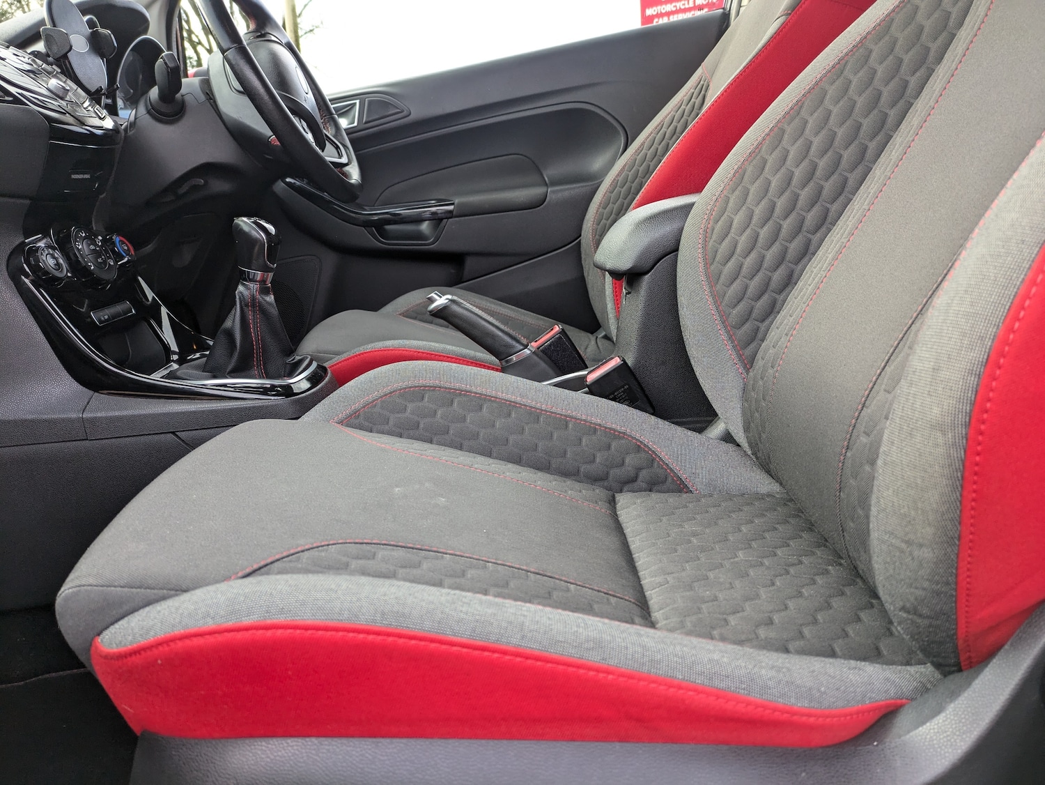 Used Ford Fiesta 2016 for sale - 76461954: Photo 25