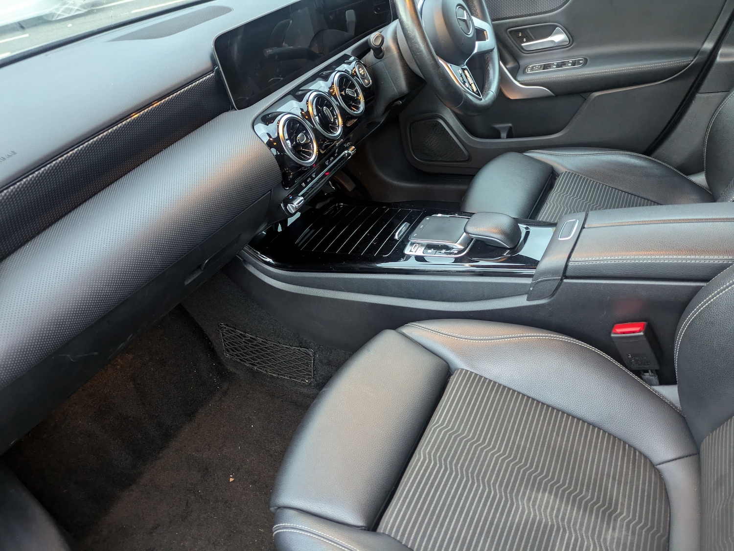 Used Mercedes-Benz A-Class 2019 for sale - 76508850: Photo 27