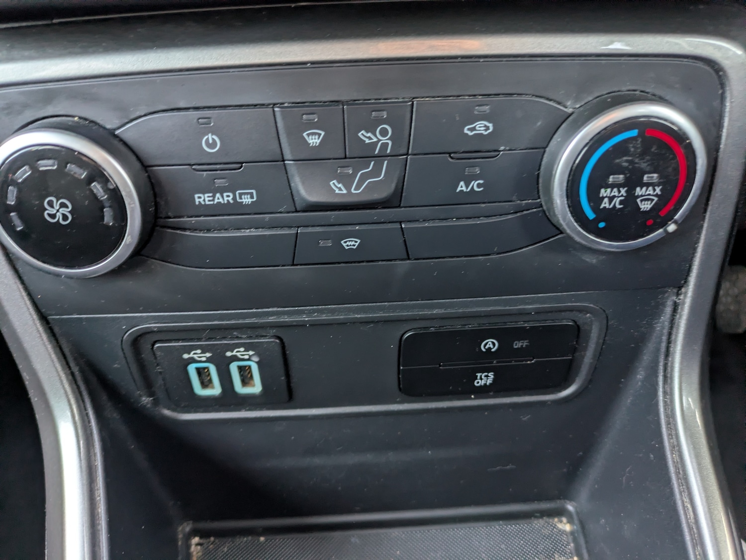 Used Ford Ecosport 2018 for sale - 76653826: Photo 14