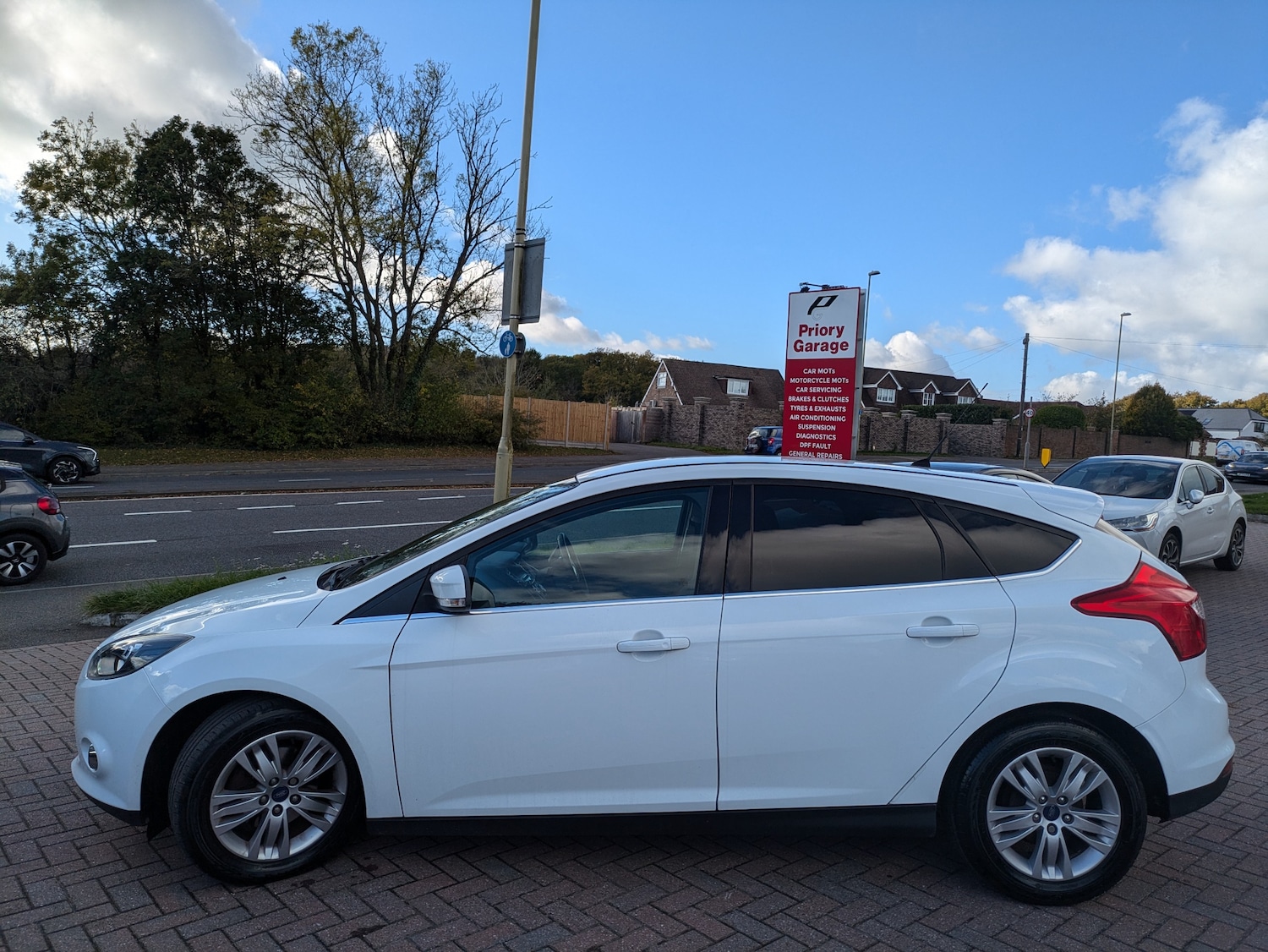 Used Ford Focus 2014 for sale - 76369097: Photo 4