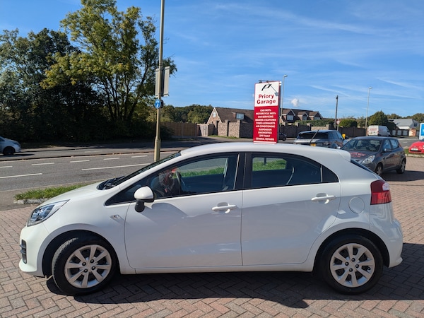 Used Kia Rio 2016 for sale - 76102044: Photo 4
