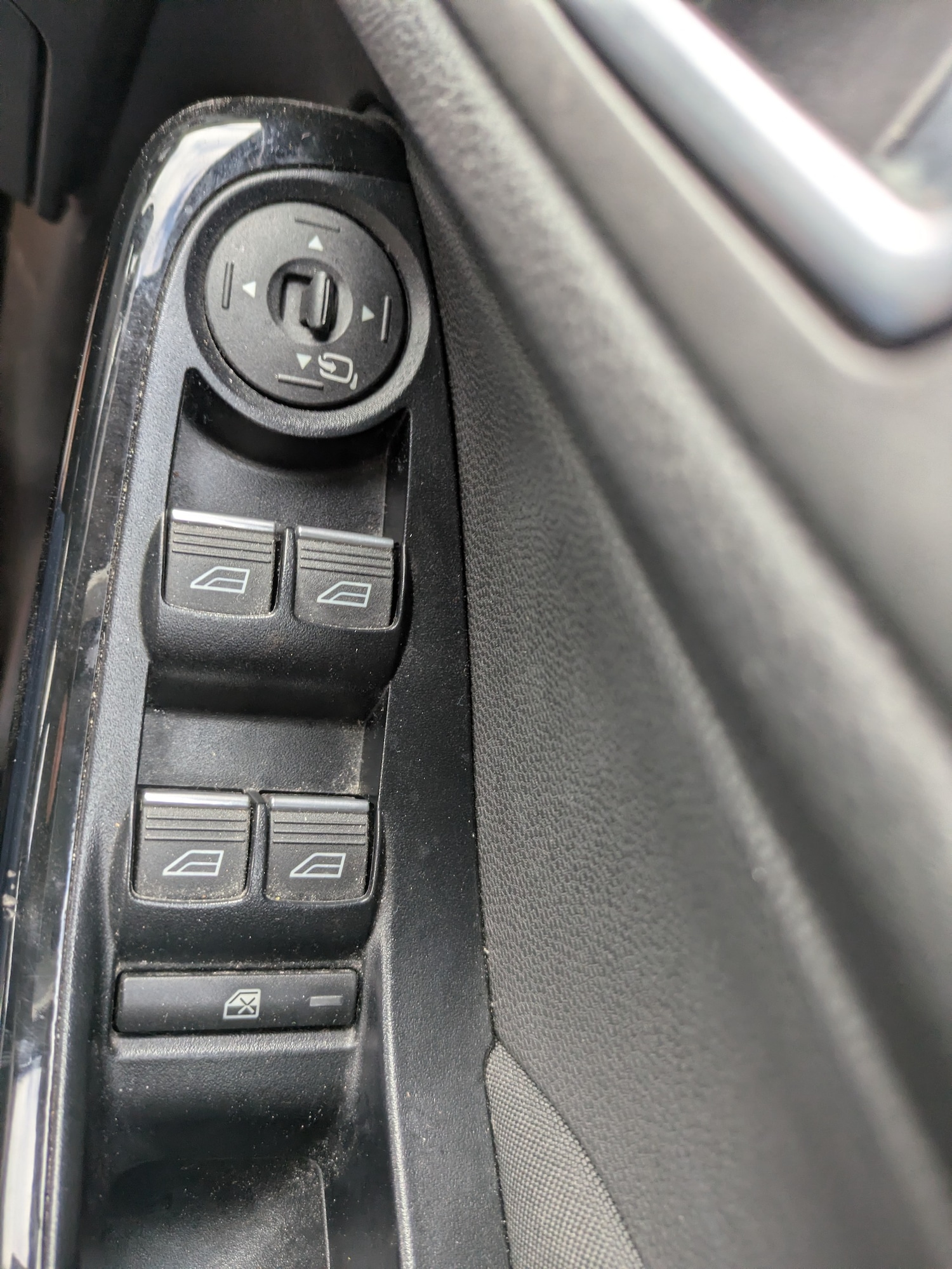 Used Ford Fiesta 2015 for sale - 76616895: Photo 16