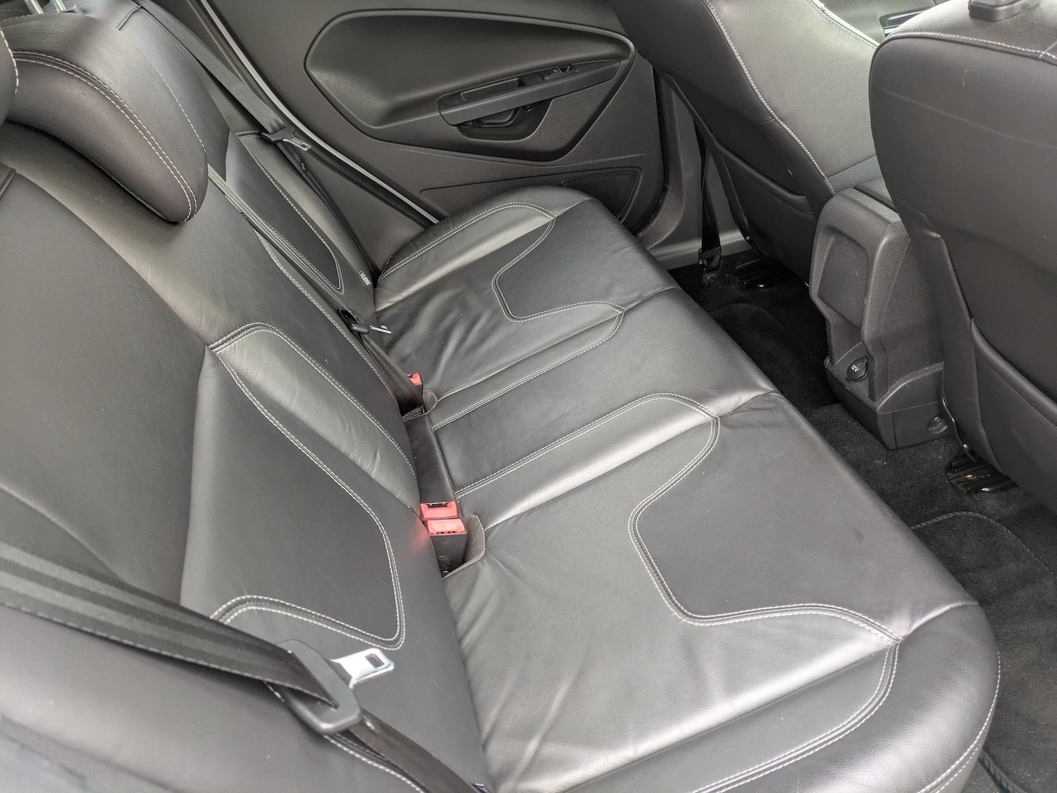 Used Ford Fiesta 2015 for sale - 76616895: Photo 19