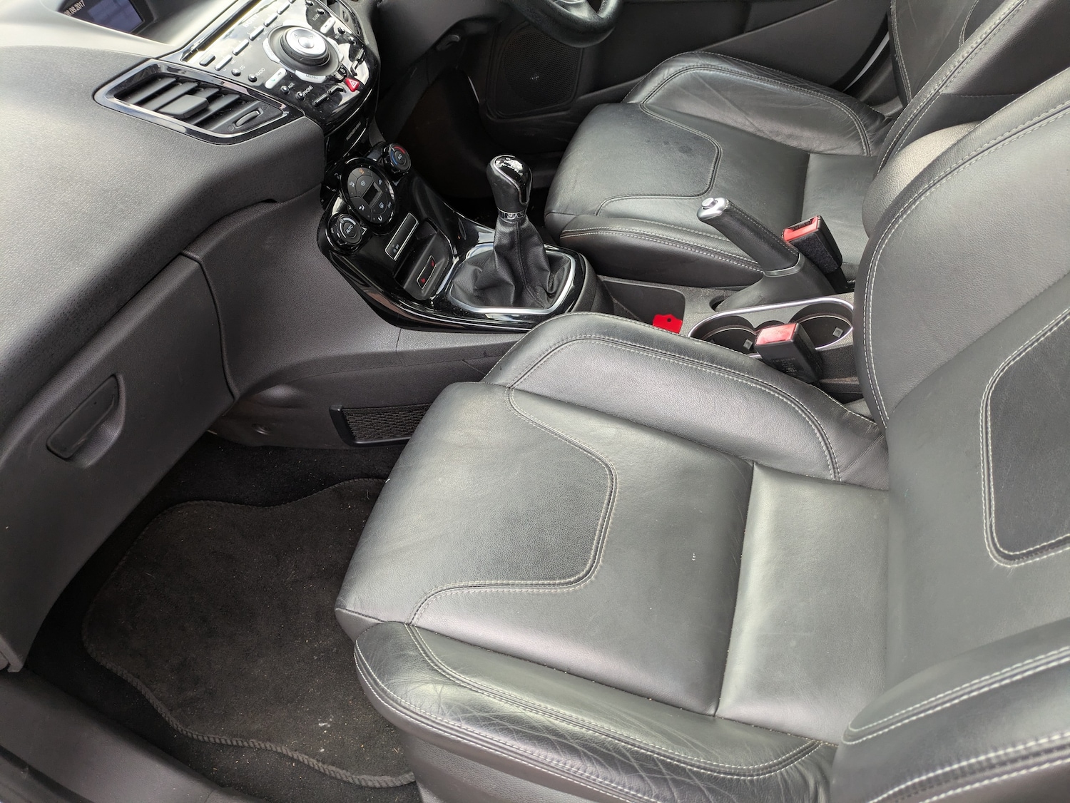 Used Ford Fiesta 2015 for sale - 76616895: Photo 23