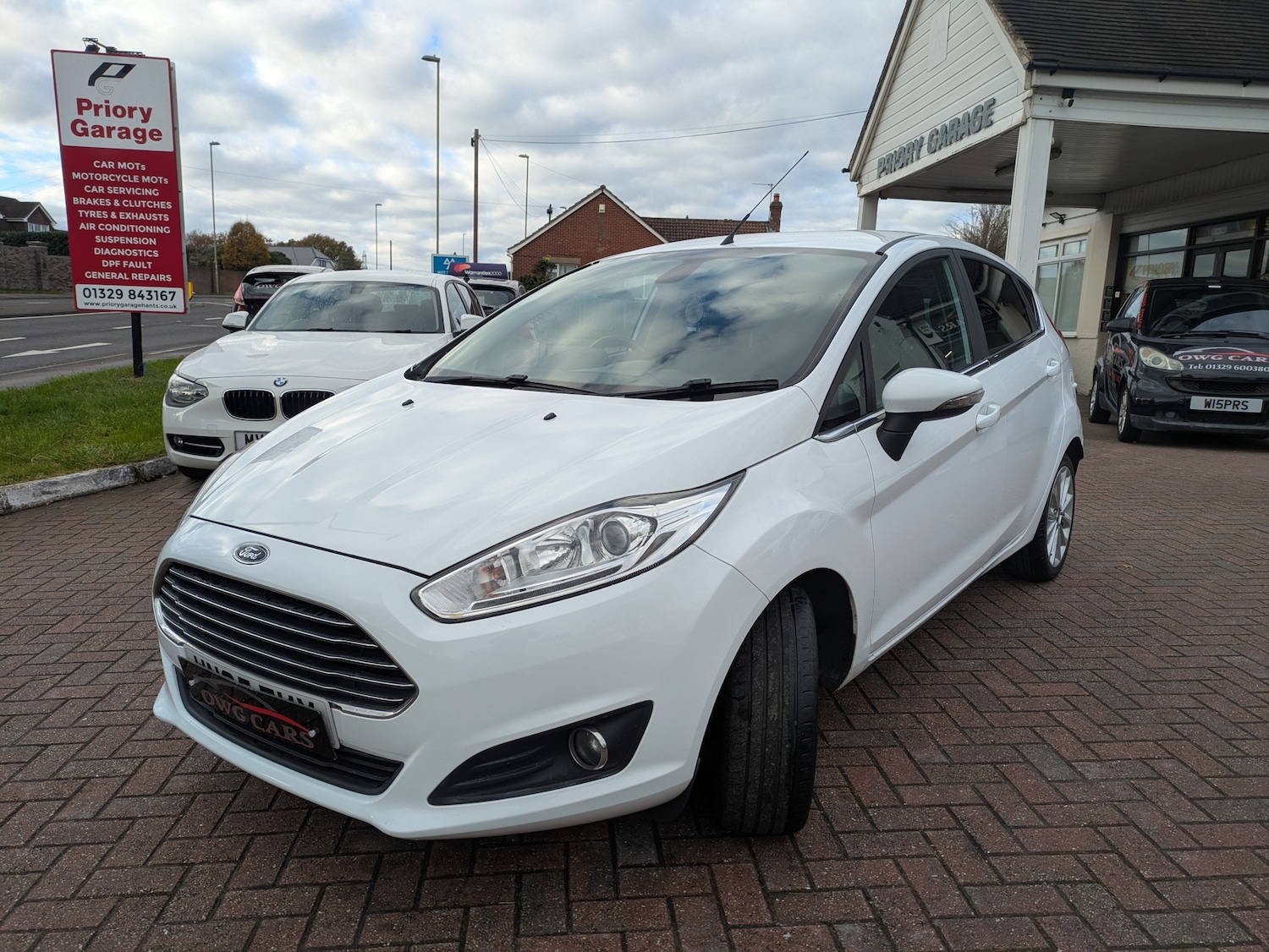 Used Ford Fiesta 2015 for sale - 76616895: Photo 3