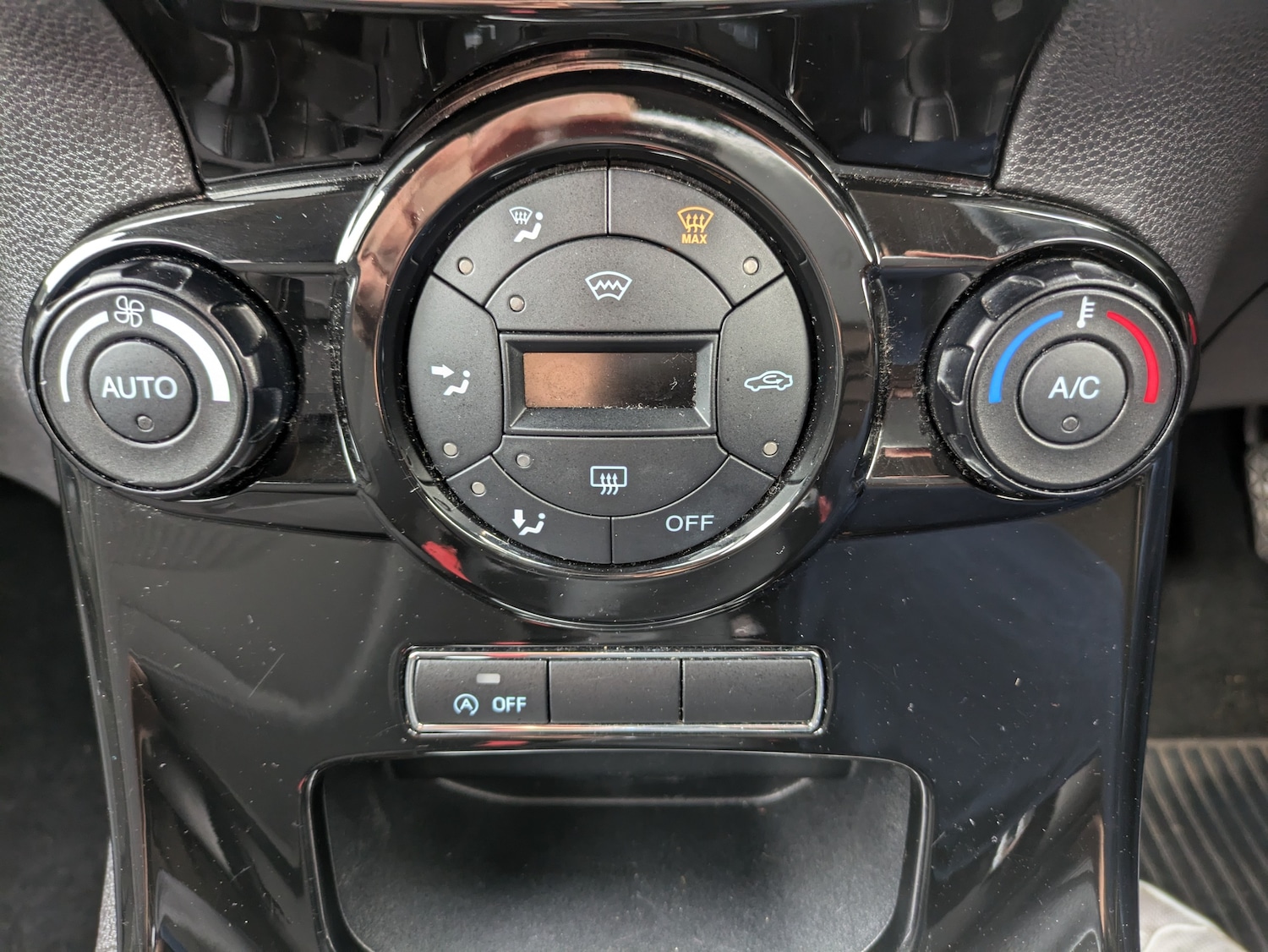 Used Ford Fiesta 2013 for sale - 76334604: Photo 13