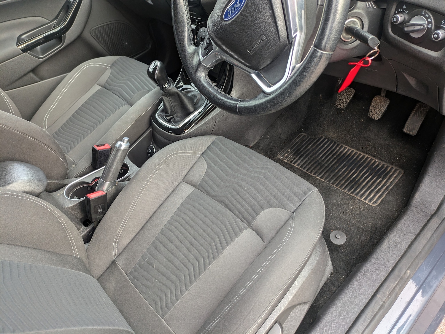 Used Ford Fiesta 2013 for sale - 76334604: Photo 19