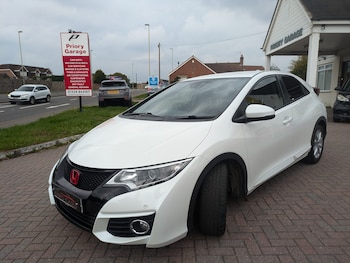 Used Honda Civic 2016 for sale - 76090050: Photo 3