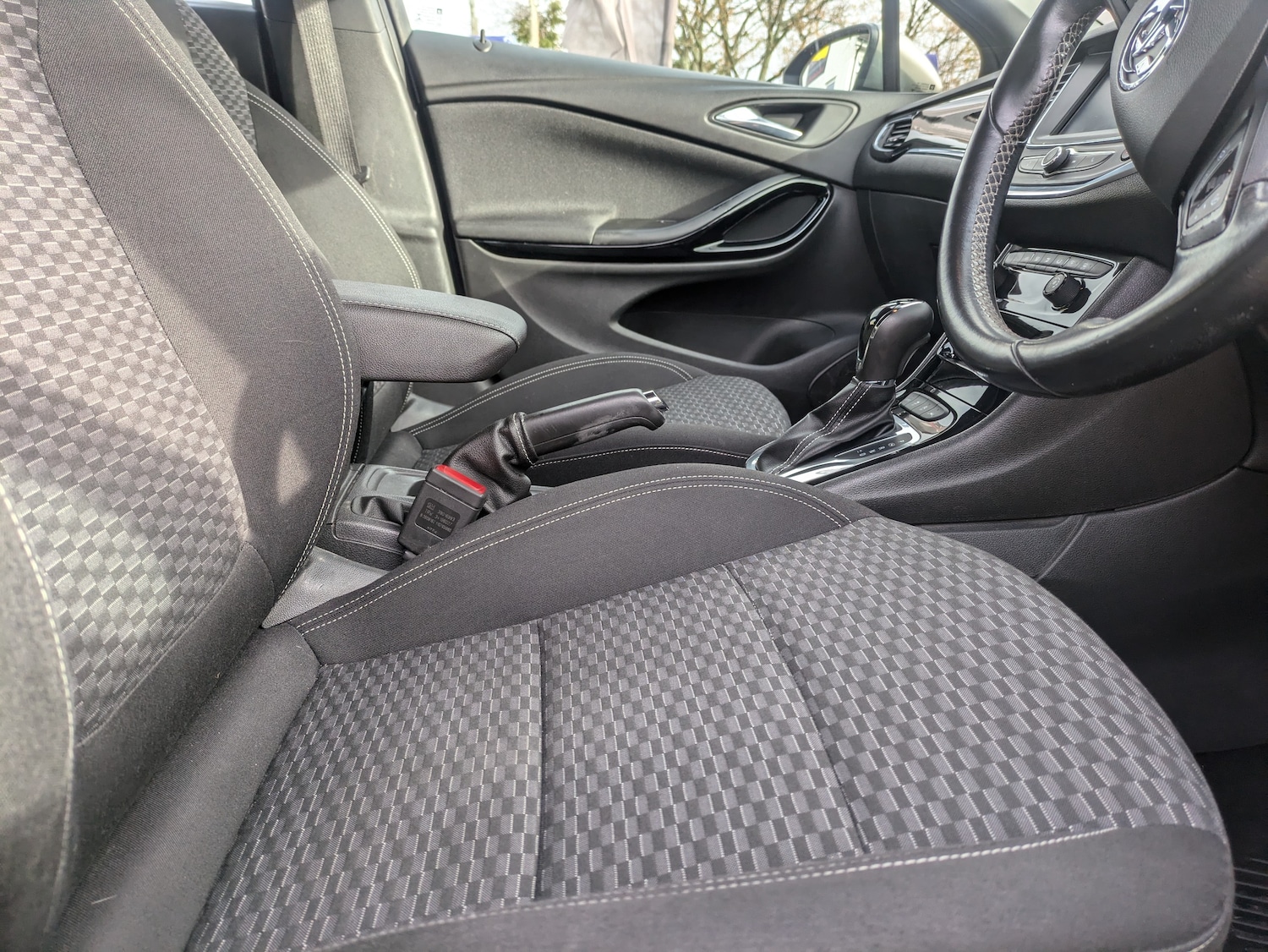 Used Vauxhall Astra 2016 for sale - 76545965: Photo 21