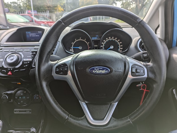 Used Ford Fiesta 2012 for sale - 76143641: Photo 10