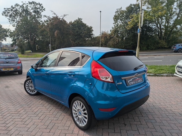 Used Ford Fiesta 2012 for sale - 76143641: Photo 5