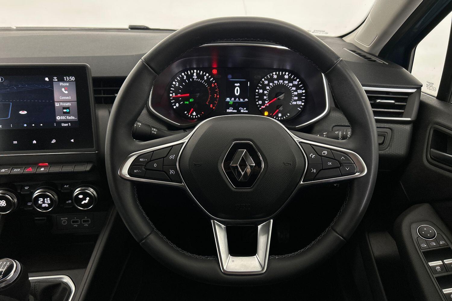Used Renault Clio 2021 for sale - 76032206: Photo 13