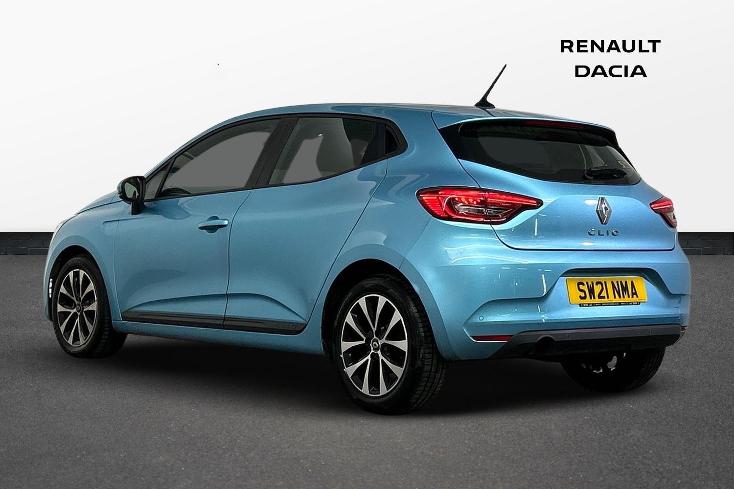 Used Renault Clio 2021 for sale - 76032206: Photo 3